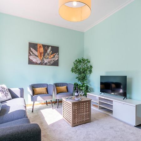 Host Wise - Colorful Bright Flat With Balcony Appartement Porto Buitenkant foto