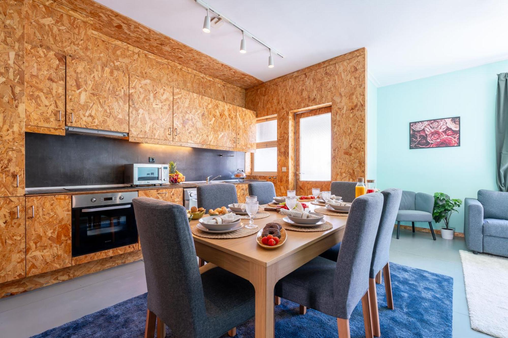 Host Wise - Colorful Bright Flat With Balcony Appartement Porto Buitenkant foto